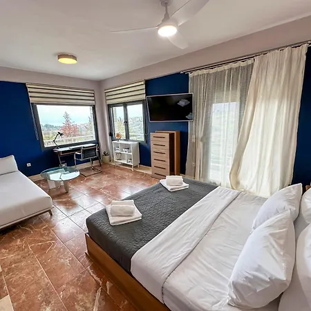 F & B Collection - Neoi Epivates Apartment Néoi Epivátai