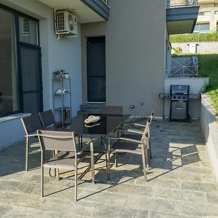 F & B Collection - Neoi Epivates Apartment *